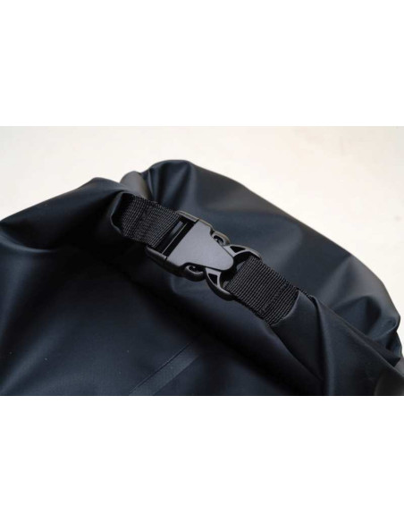 Bulldog Dry Back Pack 25L